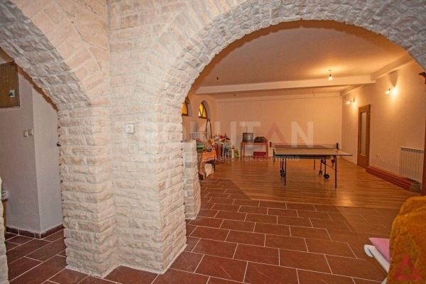 House with apartments near the sea