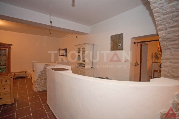 House with apartments near the sea