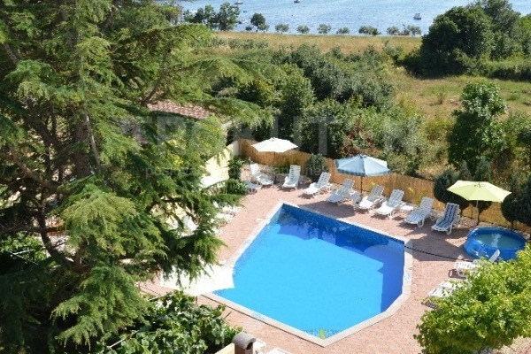 Medulin - a house with sixteen rooms and a penthouse