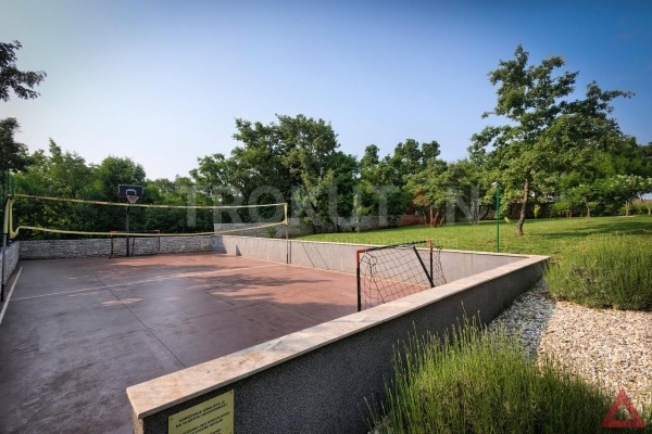 Villa s bazenom u okolici Vodnjana