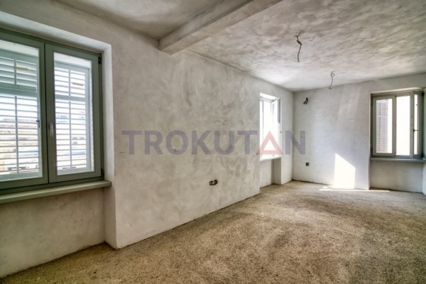 Central Istria - renovated house in Pićan